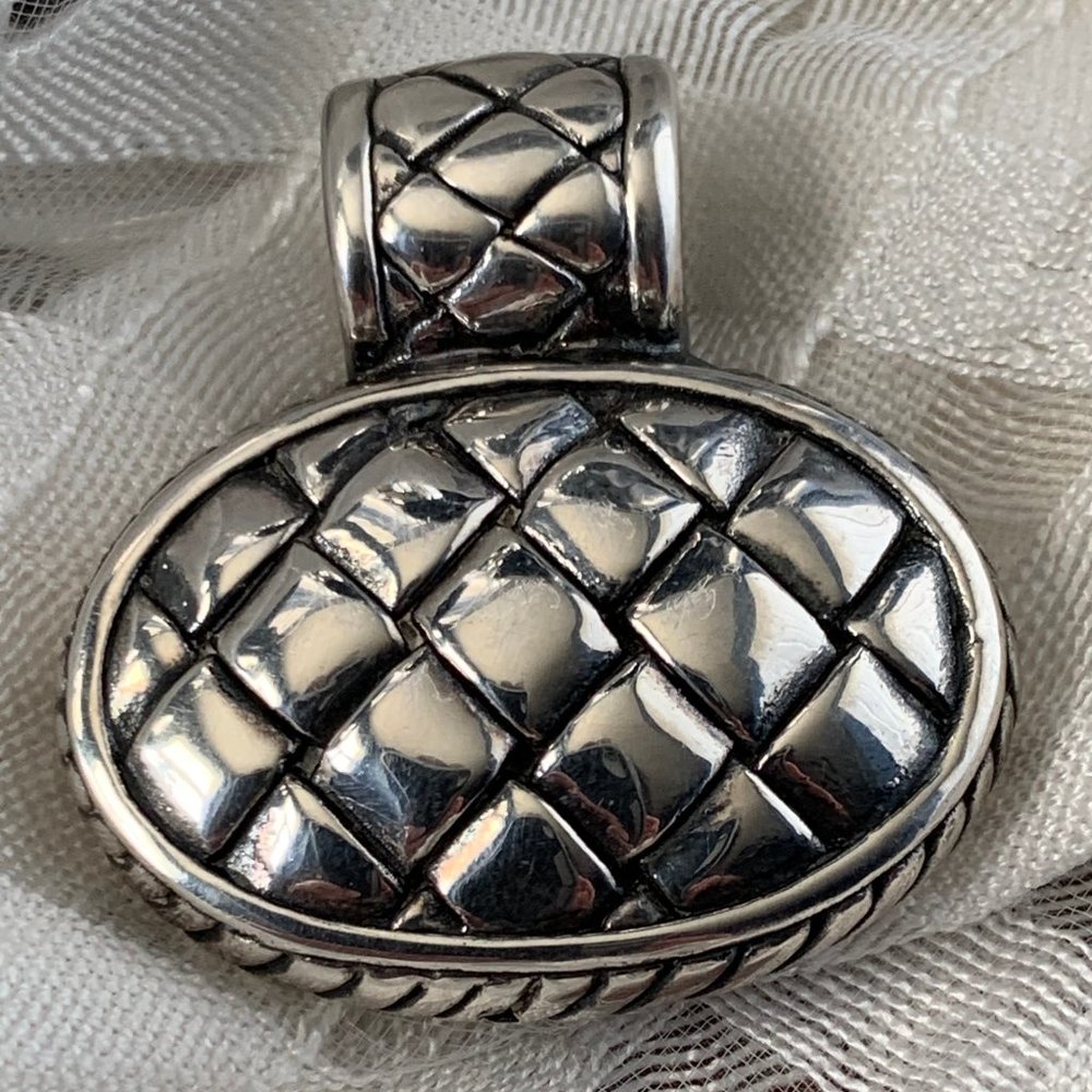 .925 STERLING SILVER QUILT PENDANT BOLD BEAUTIFUL